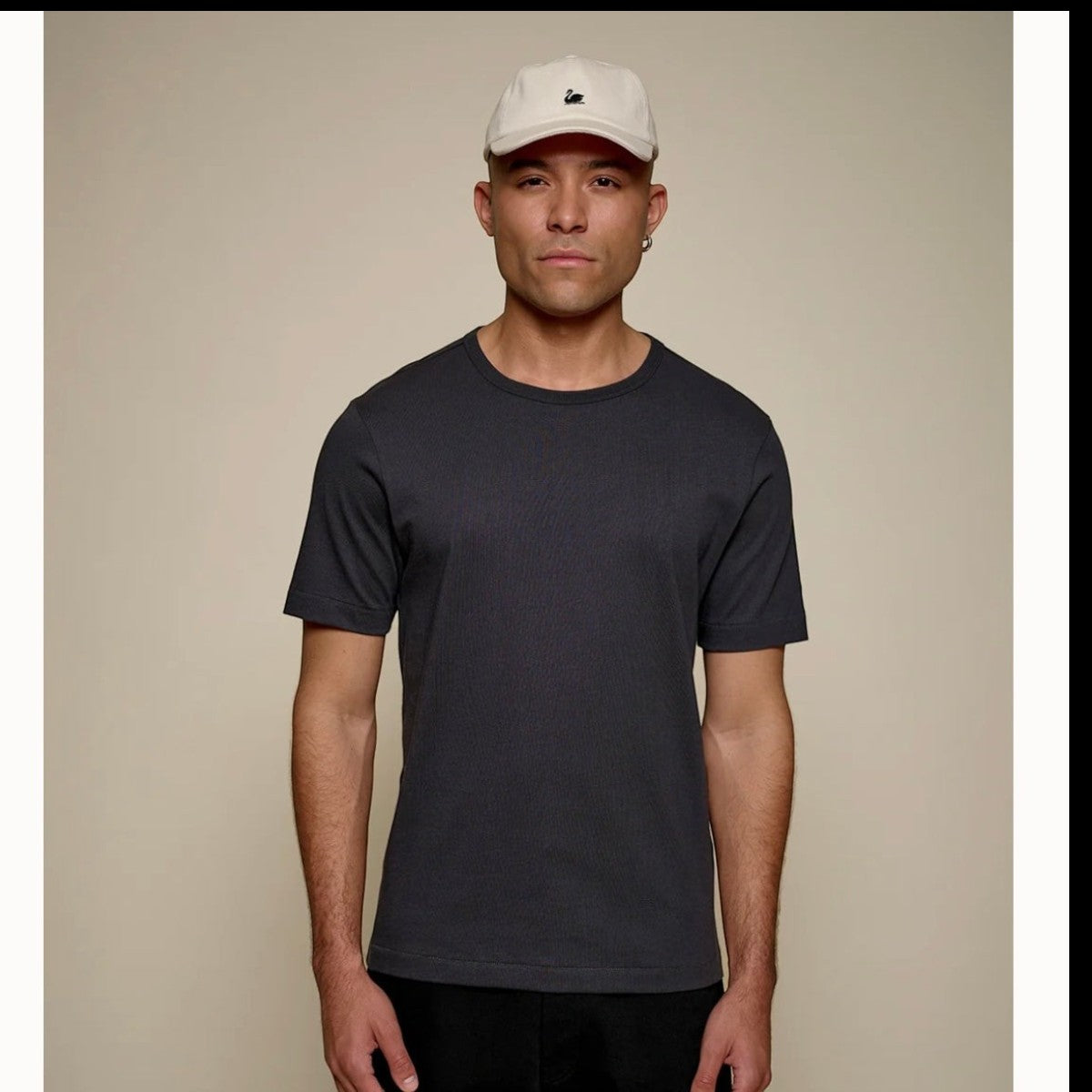 MILWORKS 2M15 sturdy charcoal organic cotton crew neck t-shirt with side seams and baseball stitching