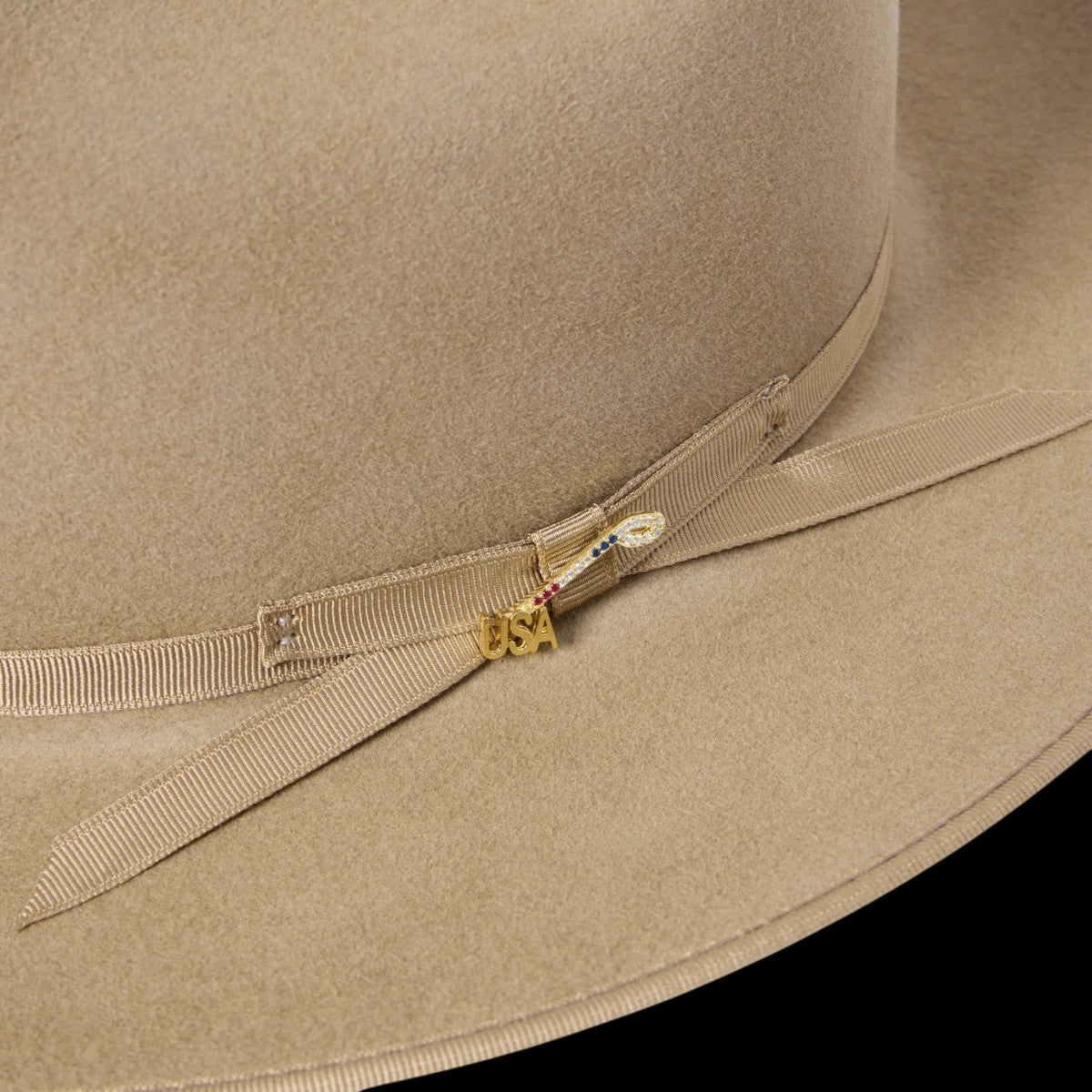 MILWORKS Stetson Open Road 6X fawn fur felt hat featuring a grosgrain band and gold-tone USA branding iron hat pin.