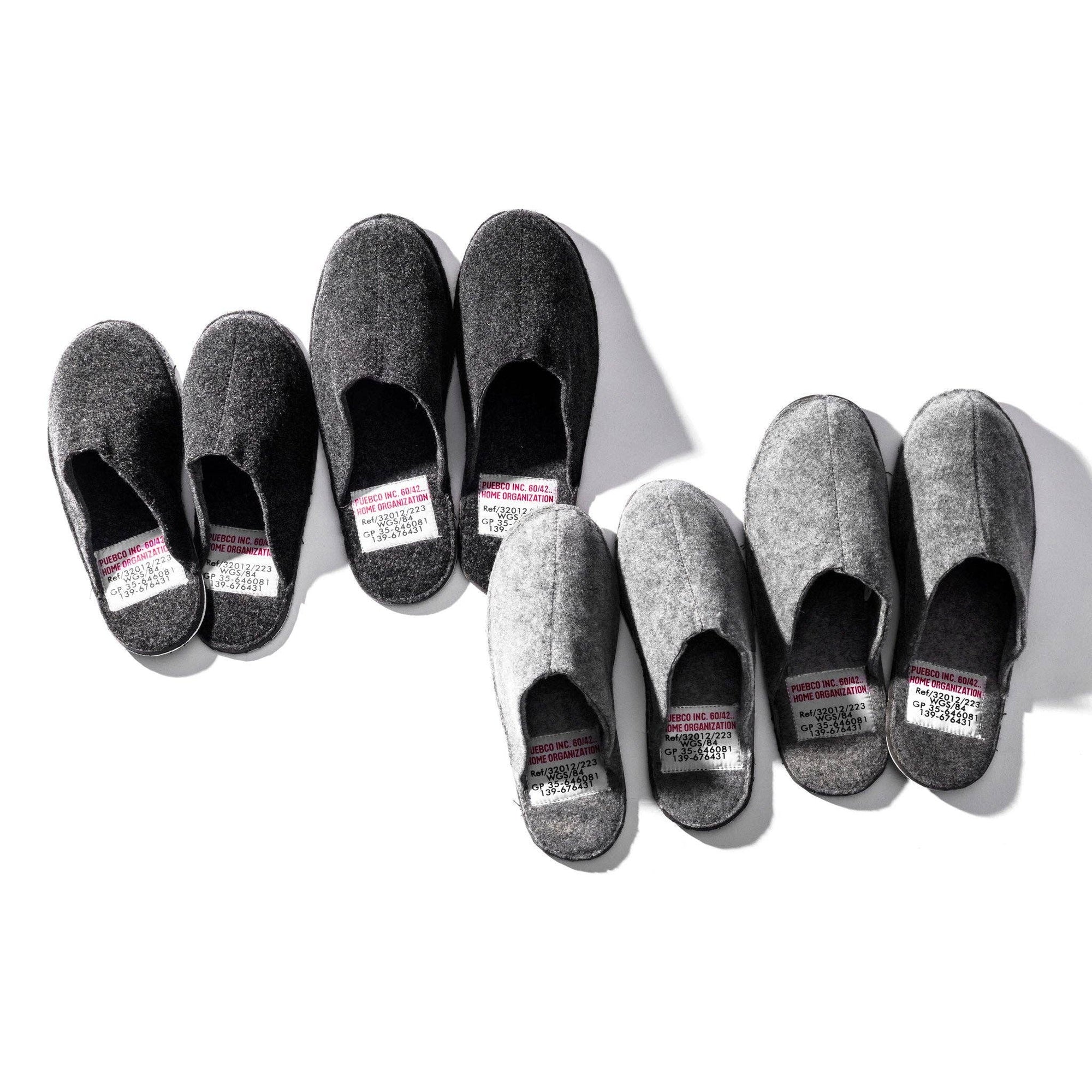 SLIPPERS: Dark Gray / Small